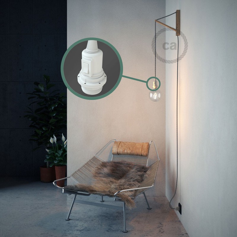 Kreirajte svoju viseću lampu "Zmija" za sjenilo RD55 Crte, Nebesko Plavi Pamuk I Prirodni Lan i unesite svjetlo gdje god želite.