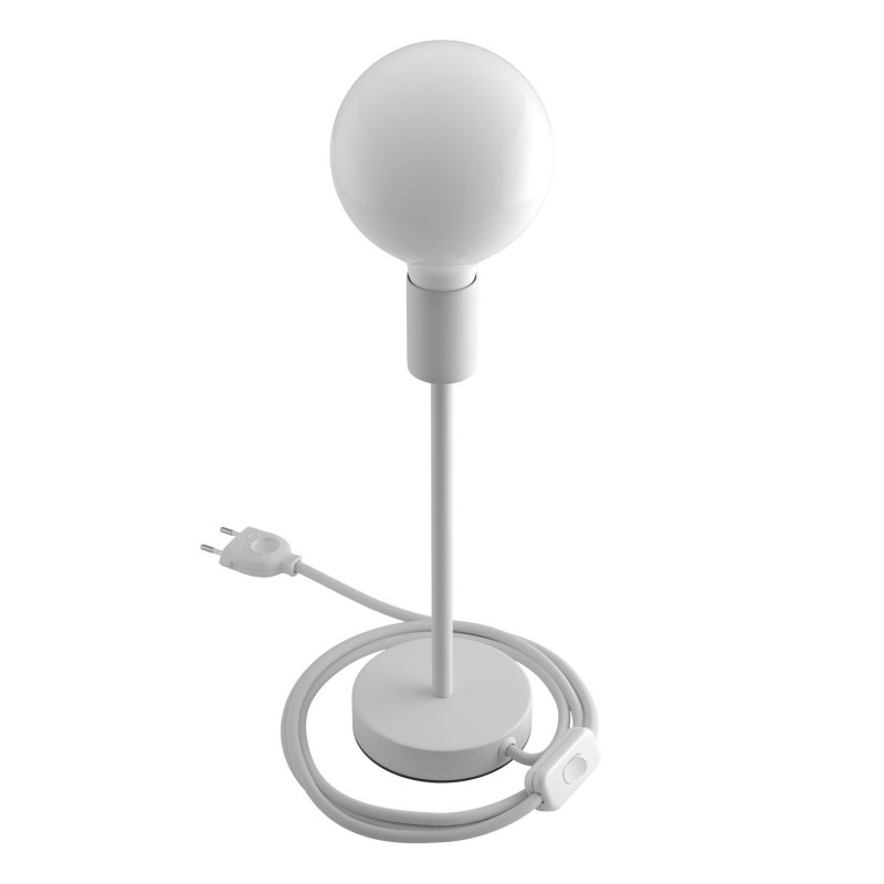 Alzaluce - metalna stolna lampa s tekstilnim kabelom, prekidačem i dvopolnim utikačem.